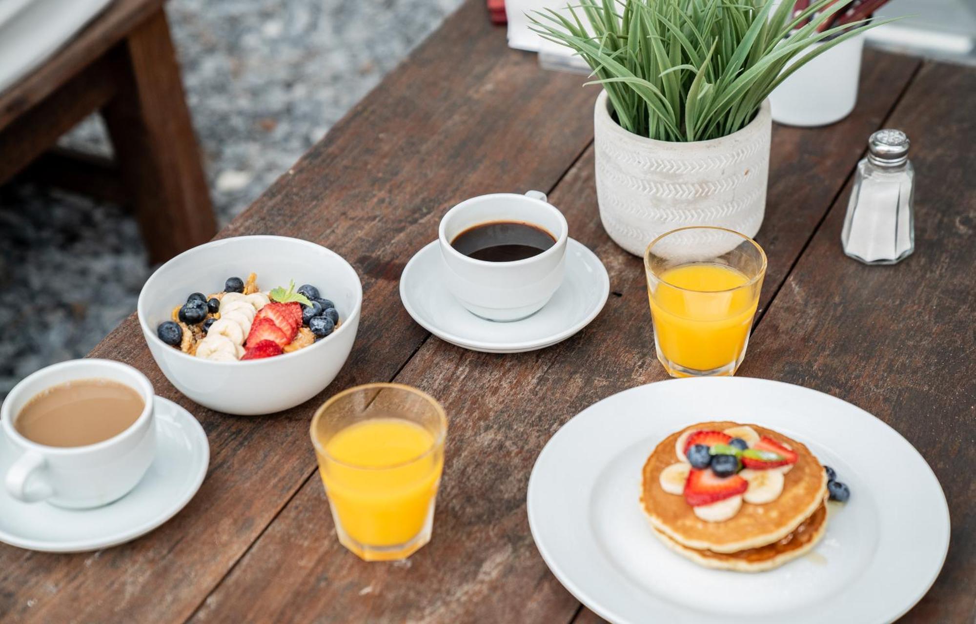 Casagrande Hotel & Beach Club José Ignacio Kültér fotó A breakfast at the restaurant